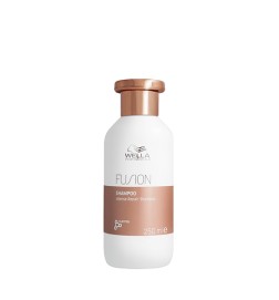 Wella Fusion - Intensywnie Odżywiający I Odbudowujący Szampon Do Włosów Zniszczonych 250 Ml